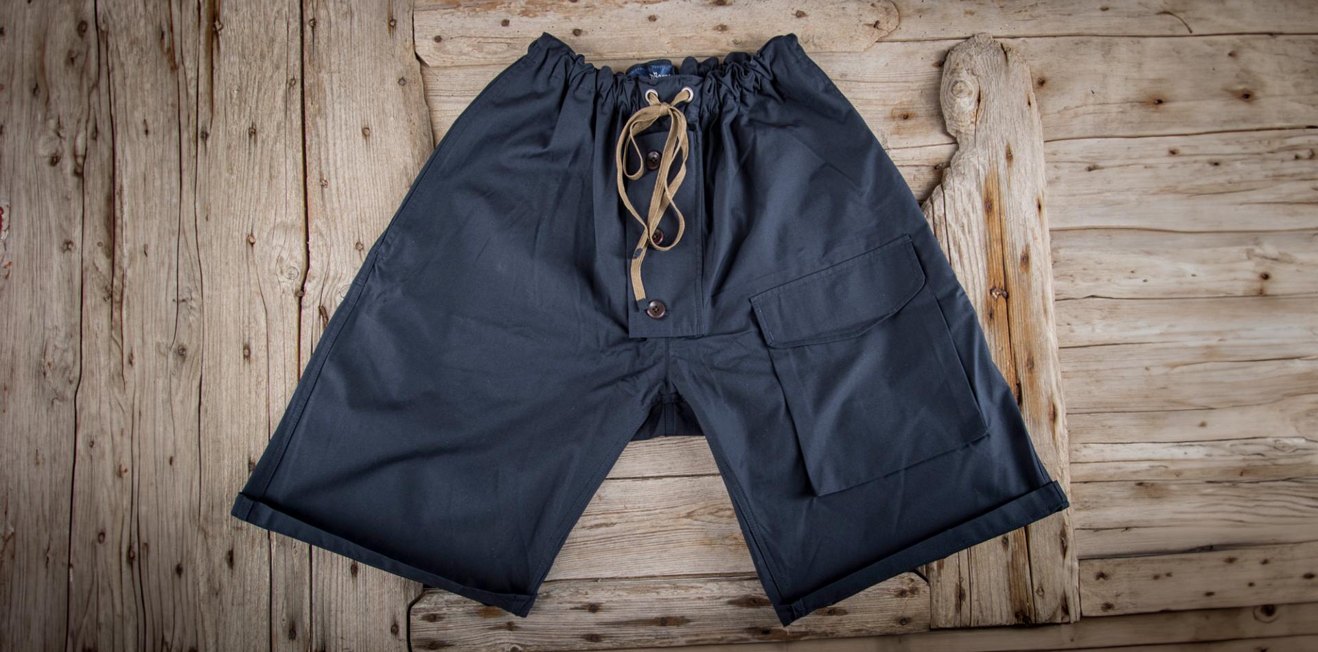 LE SHORT "SUBMARINER" NAVY