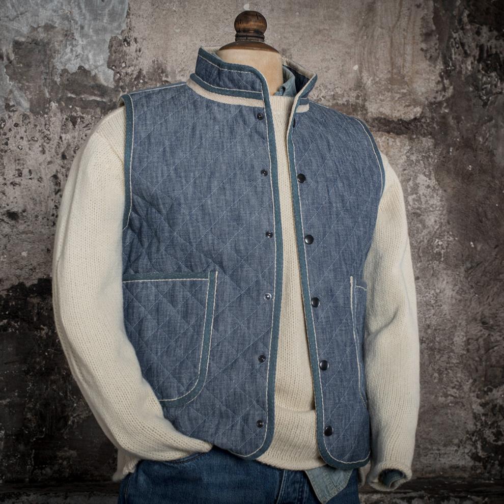 LE GILET "COL OFFICIER" MATELASS - CHAMBRAY