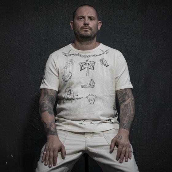 LE TRICOT "LE VICE DANS LA PEAU"