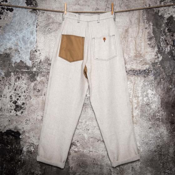 LE "FRENCH ARMY" CARGO