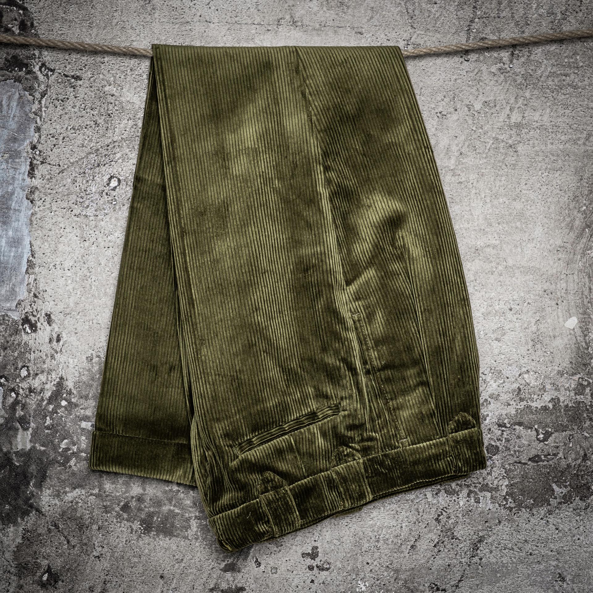 LE PANTALON "ANATOLE" EN VELOURS CÔTELÉ