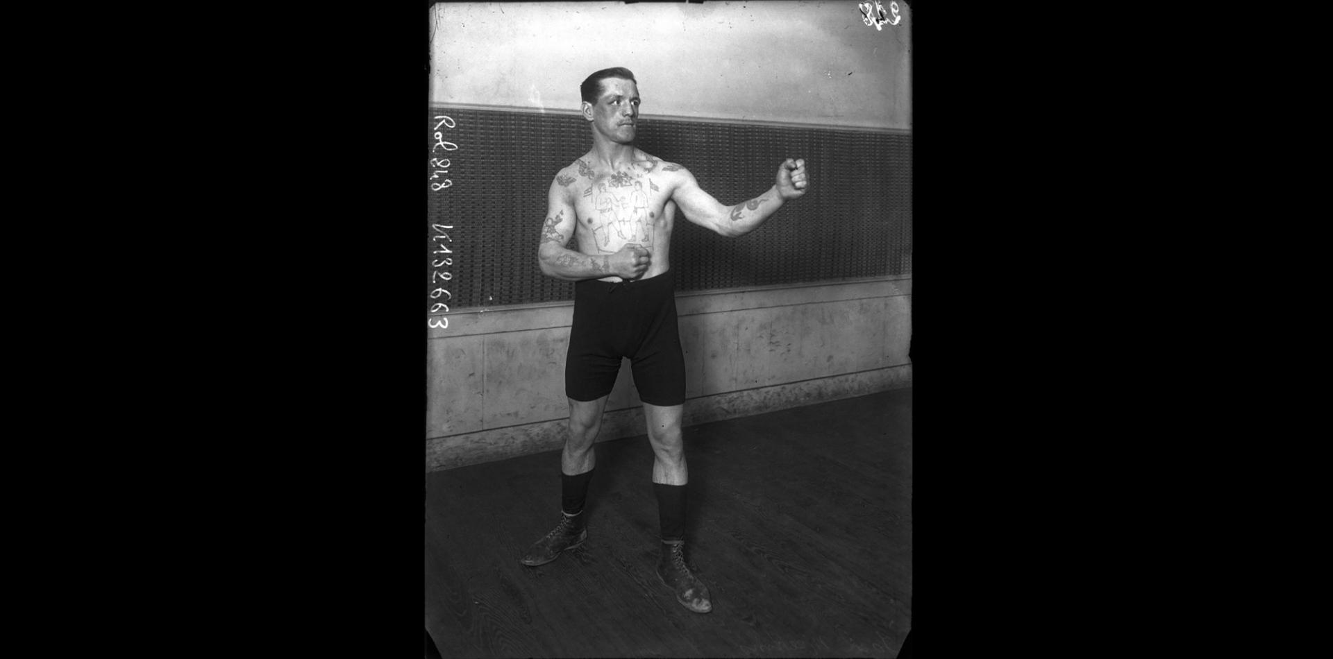 LE SWEAT À CAPUCHE "THE OLD BULLDOG"