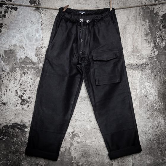 LE PANTALON "SUBMARINER" EN MOLESKINE