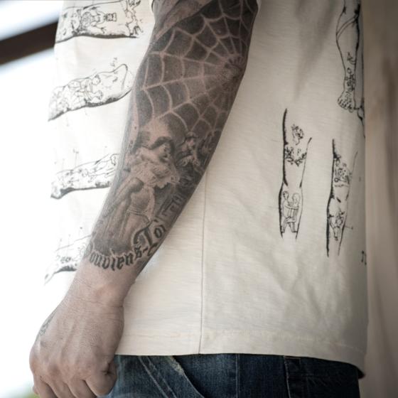 LE TRICOT "TATUAGGIO DI CRIMINALI - CESARE LOMBROSO"