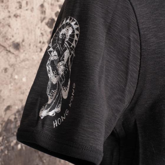 LE TRICOT "LE VICE DANS LA PEAU"