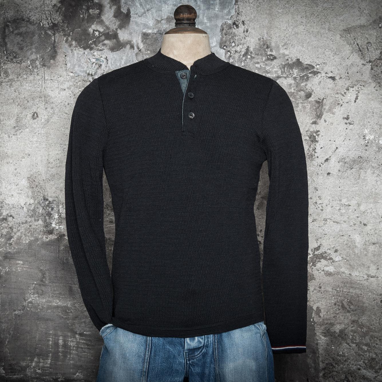 LE PULL MANDA LECA