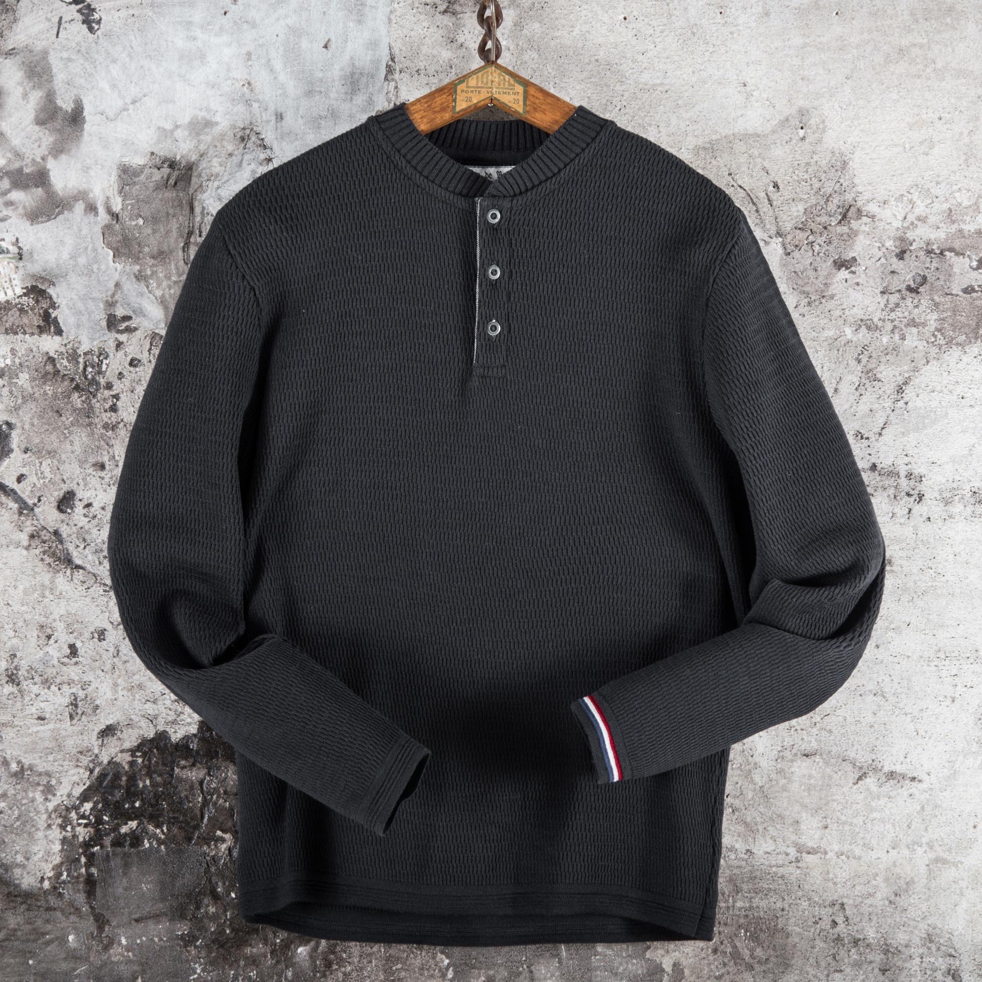 LE PULL MANDA LECA