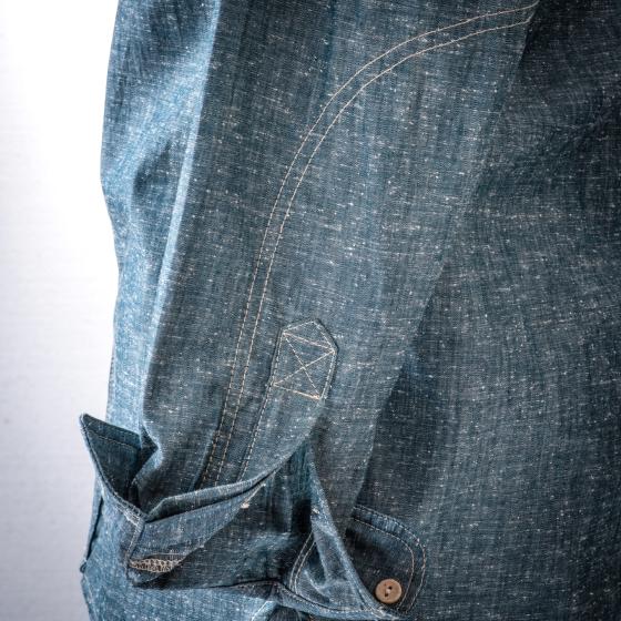 LA CHEMISE CAMISARD