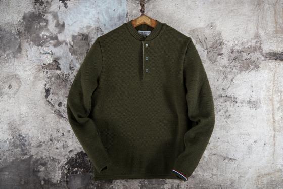 LE PULL MANDA LECA