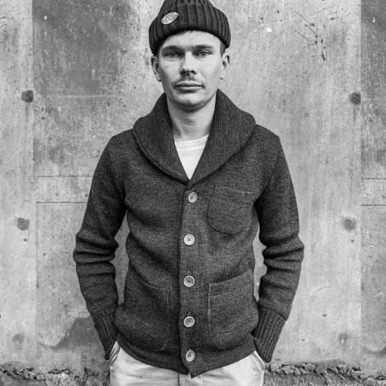 LE CARDIGAN "L'ENFANT DU MALHEUR"